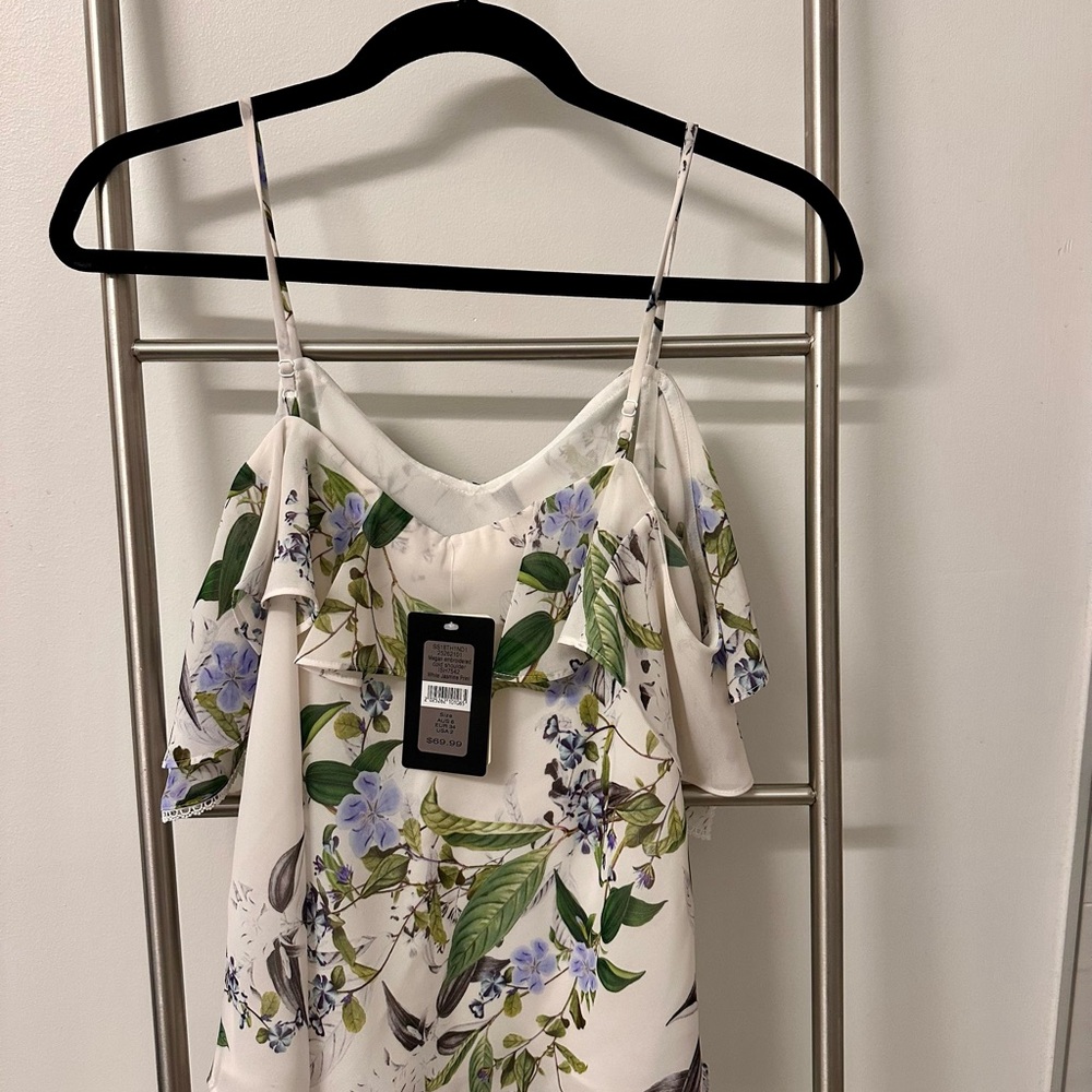 NEW Ever New Cream Ruffled Off-Shoulder Top - Picture 2 of 6